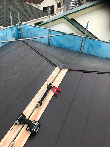 沼津カバー棟板金設置