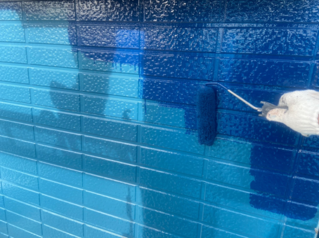 三島市屋根外壁塗装上塗り