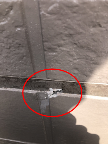 函南町外壁コーキング穴あき