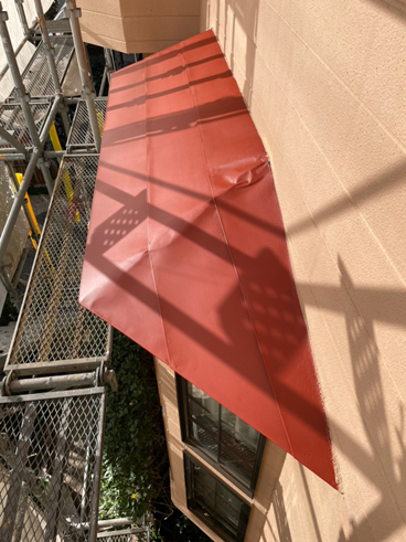 庇塗装　下塗り錆止め