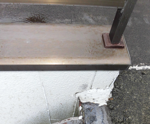 沼津市雨漏りパラペット