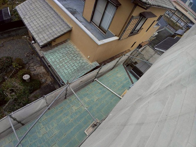 足場工事　屋根工事