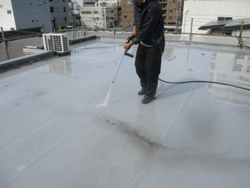 陸屋根　高圧洗浄