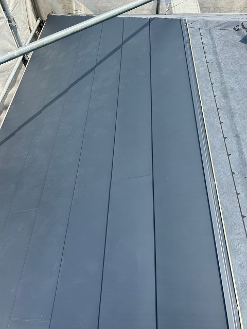 ガルバリウム鋼板屋根