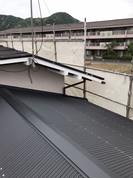 北面葺き替え施工後
