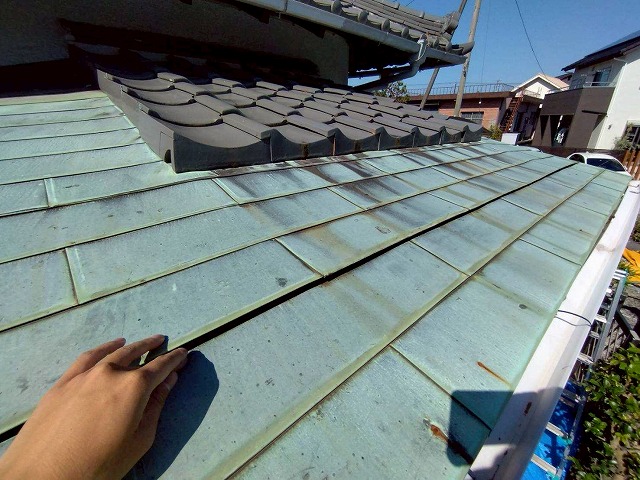 浮き　隙間　銅板