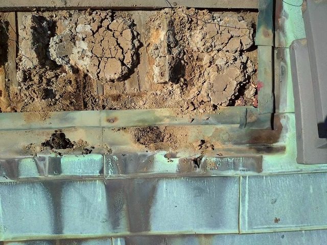 取り合い　板金