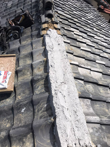 沼津市瓦屋根棟土台