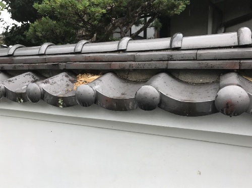 塀瓦修理前写真