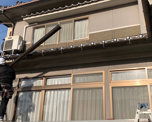 雨樋取付け