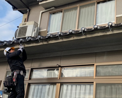 軒樋金具取付け