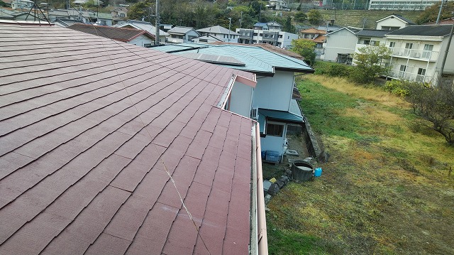 カラーベスト屋根の全体状態を確認