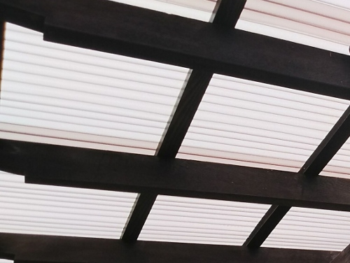 ポリカーボネート波板へ貼り替え