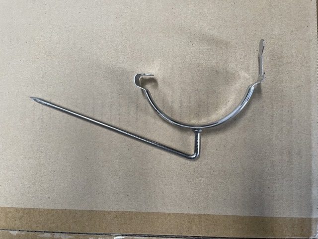 ステンレスの雨樋金具