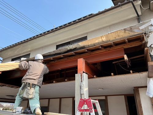 福山市にて屋根の増築工事