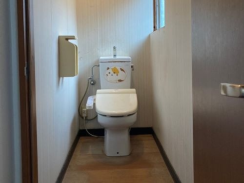 福山市の一軒家にあるトイレが水漏れ！改装希望で無料調査しました