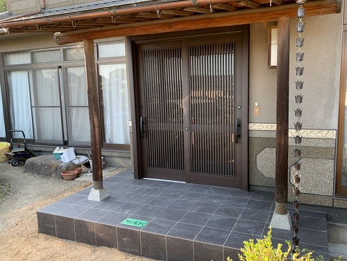 福山市玄関前タイル補修工事アフター