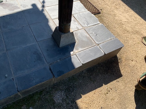 福山市玄関前タイル張り替え工事ビフォー