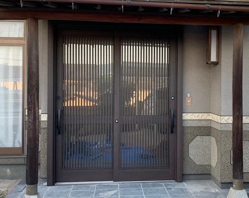 福山市玄関ドアリフォーム後