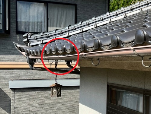 福山市雨樋清掃と勾配調整まがった軒樋