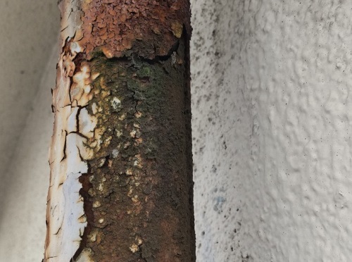 福山市雨樋調査竪樋のサビ