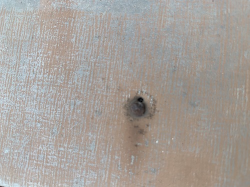 福山市アルミの庇の釘浮き