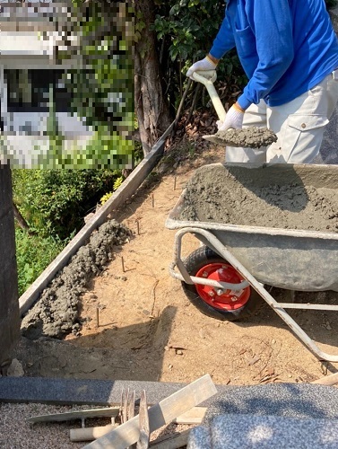 福山市外構工事アルミ製フェンス設置基礎コンクリ