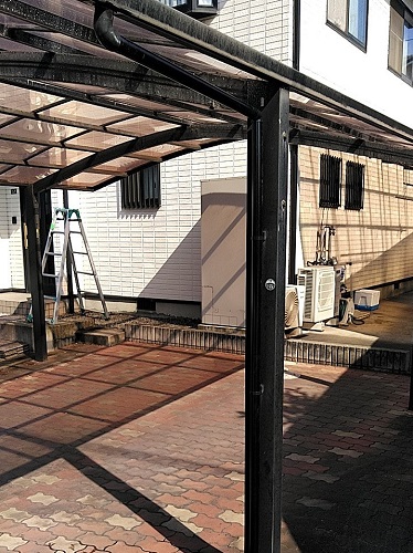 福山市で壊れて無くなったカーポート雨樋どい補修工事と軒樋の清掃アフター