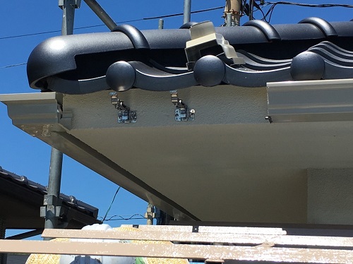 福山市雨樋取り替え工事吊り金具に軒樋