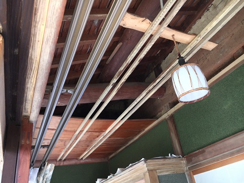 福山市１階和室広縁天井解体