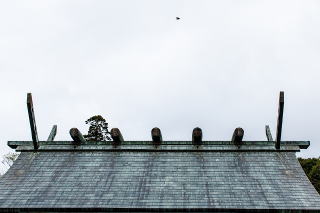 銅板屋根を使った由緒正しいお寺