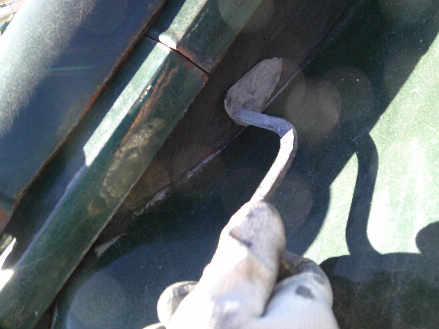 漆喰入れ仕上げ中です