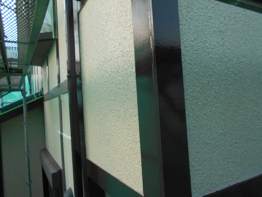 幕板中塗り終了