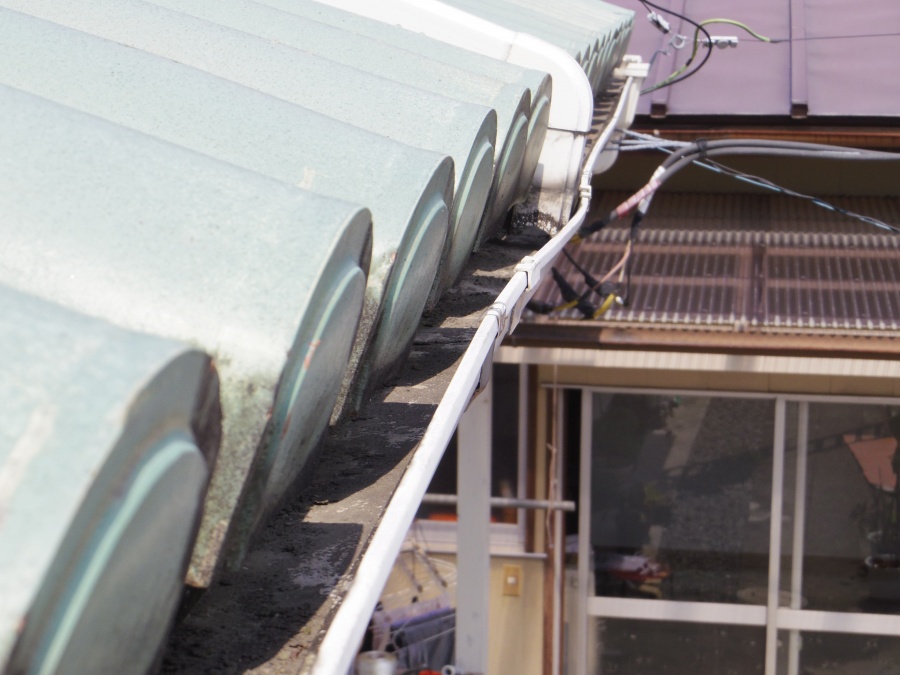 鹿沼市Ｆ様邸、軒樋の破損