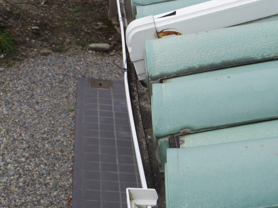 鹿沼市Ｆ様邸、軒樋の大きな曲がり