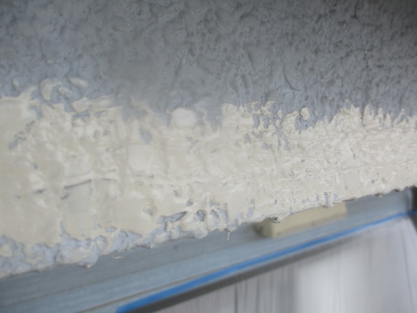 ひび割れをシーリング処理しました