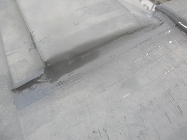 棟板金のシーリング終了です