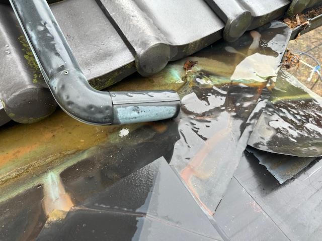 施工前の雨漏り箇所です