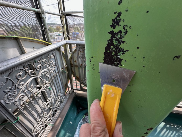 板金部のケレン中です