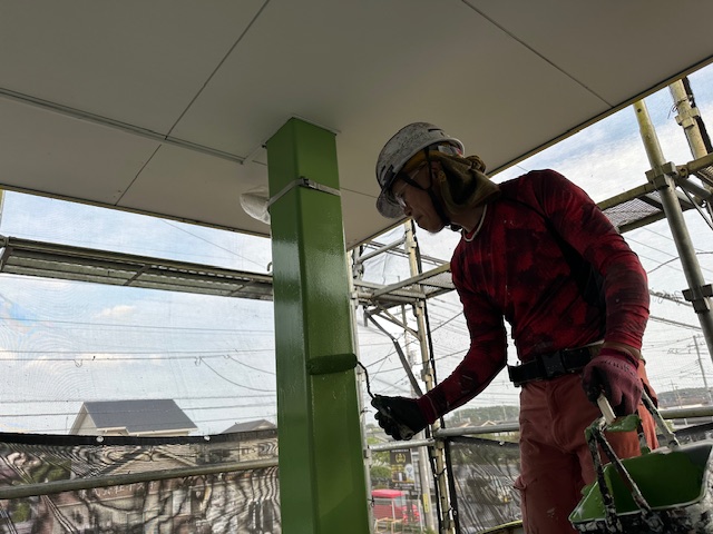 外壁塗装中です