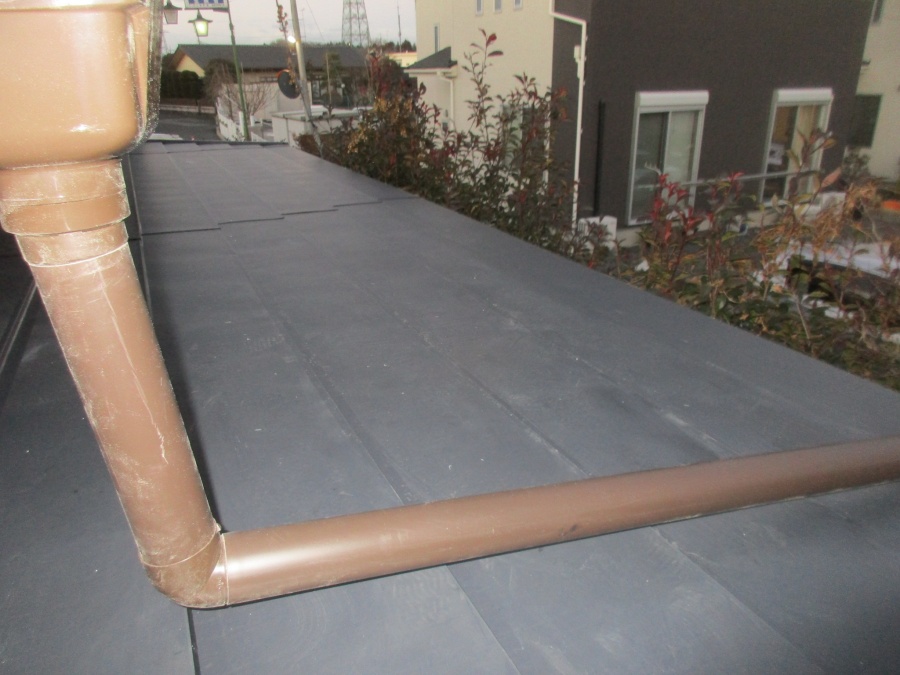 雨樋を取り付けました