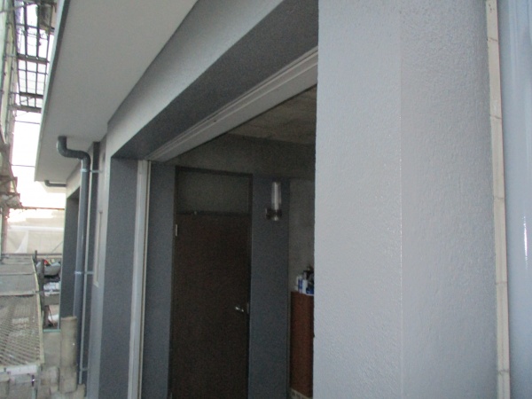 １階の外壁塗装の完工です