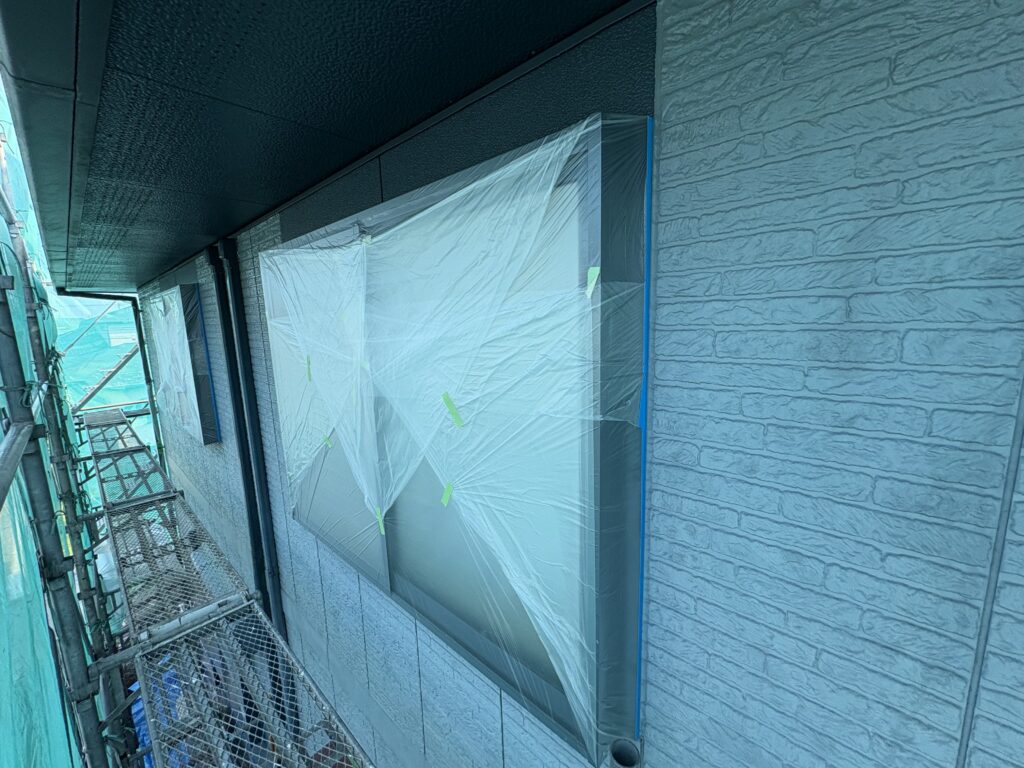 外壁塗装用の養生が終了しました