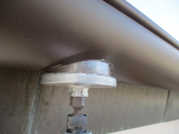 集水器位置に排水穴を開けていきます