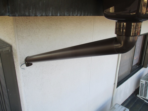 呼び樋を取り付けました