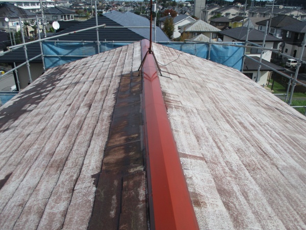 ２階屋根の下塗りが終了しました