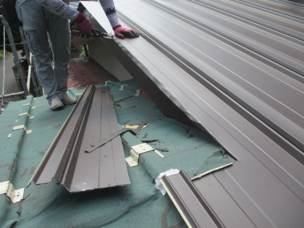 既存の板金に咥えました