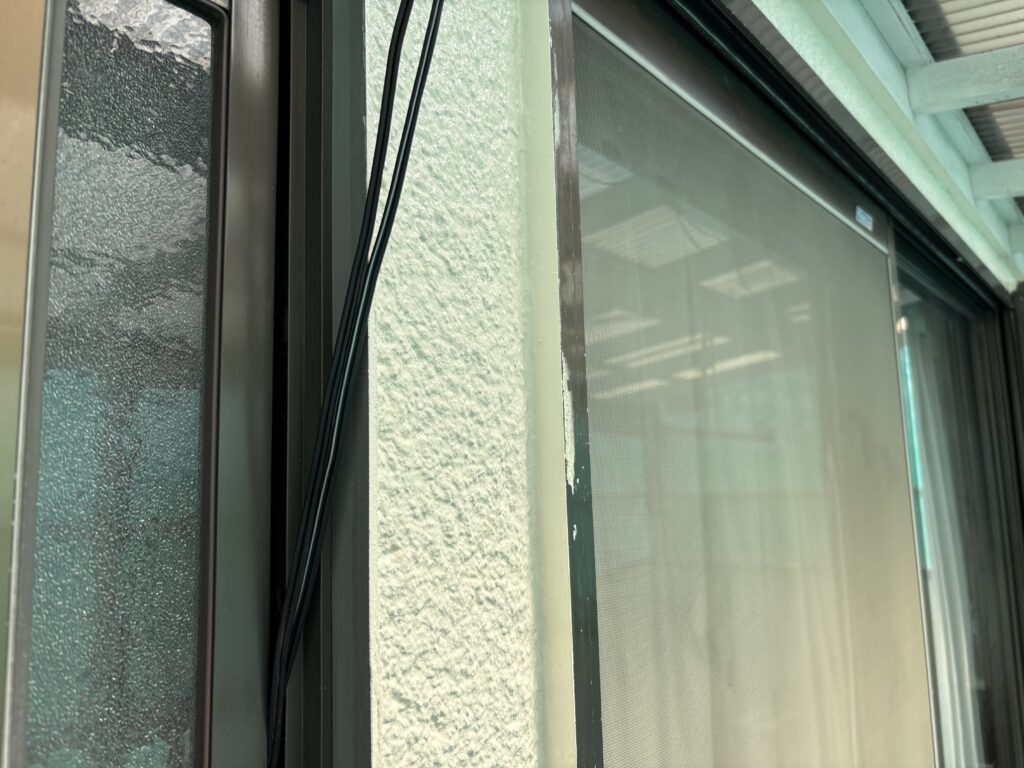 養生外し終了後の窓枠です