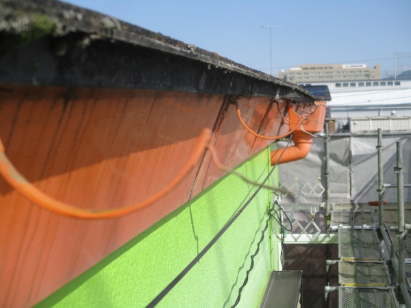 軒樋を撤去しました