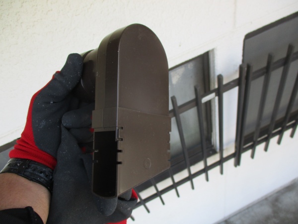 排樋を取り付けました